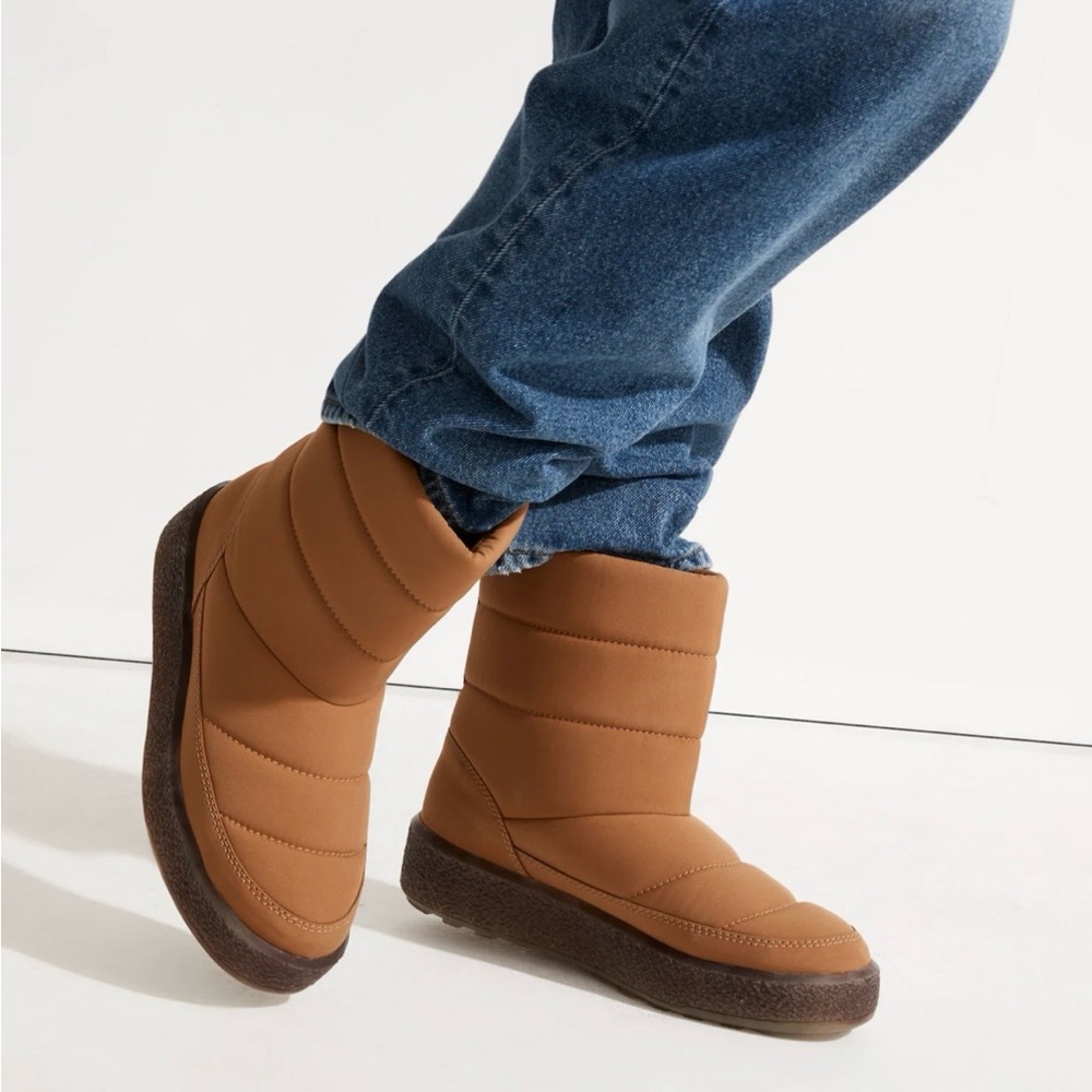 Madewell - The Toasty Puffer Boot